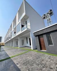 Embrace luxury living in our exquisite 4-bedroom terrace duplex at Osapa  London, Lekki! 🏡✨ Featuring top-notch amenities like a fitted kitchen,  modern POP ceiling, detailed finishing, and more. 🛋️🚿 Secure your dream
