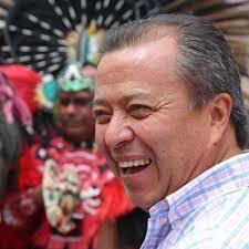 Edgar Romo's Instagram, Twitter & Facebook