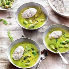Gaspacho Aux Feves Et Fromage Frais Recette Minceur Ww France Recette En 2020 Recette Feves Recette Gaspacho Recette De Plat