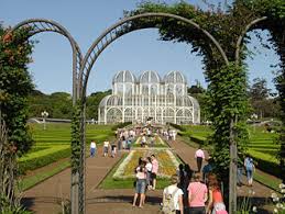 Today it does not have very large animals like elephants. Jardin Botanique Wikipedia