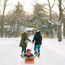 Today I M Sharing 5 Ways To Nail Your Winter Family Photos On The Blog One Tip Play Winter Family Photos Winter Family Photography Winter Family Photoshoot