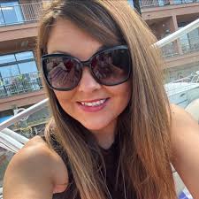 I'm looking for a cleaner/cleaning service for our place