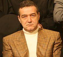 Condamné en mai dernier à trois ans de prison pour corruption, le fantasque gigi becali n'en abandonne pas pour autant son steaua bucarest chéri. George Becali Wikipedia