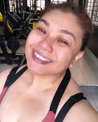 I don't sweat, I sparkle” 15 reps