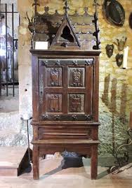 Maison Forte De Reignac Gothic Furniture Medieval Furniture Furniture