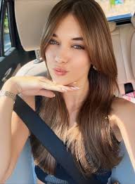 a young girl who just wants to be in love, keep