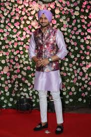 Shop Harbhajansingh Kapilsharmawedding Wedding Jacket Kurta Outfit On Seenit 59472 Ayananka bose hunger ki bajao with ranveer ching. jacket kurta outfit on seenit