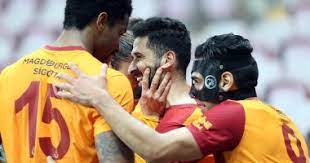 دعا أساتذة فرنسيون في جامعة #غلطة_سراي العريقة في #إسطنبول الثلاثاء #السلطات_التركية إلى منحهم إقامات عمل ترفض إصدارها منذ عدة أشهر في ظل التوتر القائم. Ø¬Ø§Ù„Ø§ØªØ§ Ø³Ø±Ø§ÙŠ ÙŠØ¹Ù„Ù† Ø¹Ù† Ø¥ØµØ§Ø¨Ø© Ø¬Ø¯ÙŠØ¯Ø© Ø¨ÙÙŠØ±ÙˆØ³ ÙƒÙˆØ±ÙˆÙ†Ø§ Ø¨ÙŠÙ† Ø§Ù„Ù„Ø§Ø¹Ø¨ÙŠÙ† Ù…ÙˆÙ‚Ø¹ Ø­ØµÙ„ Ø§Ù„Ø§Ø®Ø¨Ø§Ø±ÙŠ