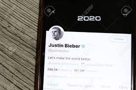 His mother is pattie mallette, who gave birth to jb when she was only seventeen years old. Los Angeles California Usa 18 December 2019 Justin Bieber Stock Photo Picture And Royalty Free Image Image 140575638