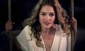 Doutzen kroes was born on 23 january 1985, in the village of eastermar (dutch: Nova Zembla Doutzen Kroes Acteerdebuut