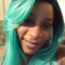 I want ma mom back so bad 😭 I miss her so much!!!!!