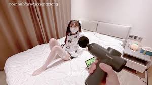 中华娘做瑜伽累了之后用大阳具来放松身体