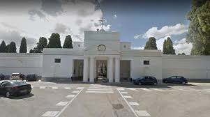A propriedade está situada a 1 km do centro da cidade de grumo appula.além disso, santuario beato giacomo fica a uma curta distância a pé do local. Monopoli Il Cimitero Riaprira Domani Faxonline It