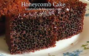 Adunan kek coklat moist ni adalah resepi kek coklat yang saya gunakan dalam resepi sebelum ini. Treat Trick Honeycomb Cake Kek Sarang Semut