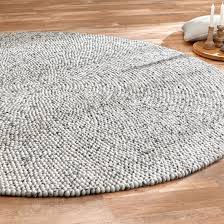 Idealerweise hast du bereits berufserfahrung im einkauf gesammelt. Mato Filzkugel Teppich Von Kibek In Grau 140 X 140 Cm Aus Wolle Lifestyle Trifft Traditionelle Handwerkskunst Filzkugel Teppich Teppich Kibek Filzkugeln