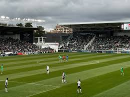 Burgos 2 - Racing 1: El líder se queda frío | racinguismo.com  Racing de  Santander