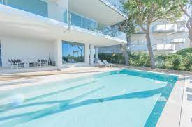 Proponiamo in vendita a jesolo lido, appartamento al primo piano con ampio terrazzo in zona centrale. Appartamento In Vendita A Jesolo Rif V 374 Id 127082
