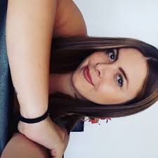 Carla Vidal ☄ (@marcartilana)