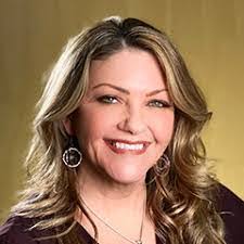 Linda Vanriper's Instagram, Twitter & Facebook