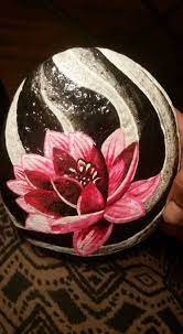 15 Fantastic Ideas Easy Rock Painting Ideas For Beginners Strongdaily Net Rock Painting Patterns Rock Painting Art Painted Rocks