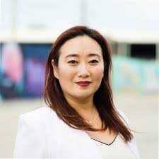 Thank you Citi and the Markets Team for the vote of confidence and  selection as a Women's Bond Club Rising Star! Doing great things always  takes a village of support and I'm