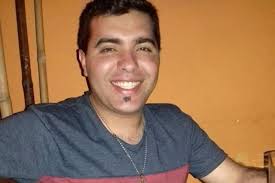 Falleció el joven que chocó en León Rougés contra un colectivo