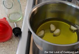 Garlic Infused Olive Oil Recipe In 2020 Garlic Infused Olive Oil Infused Olive Oil Olive Oil Recipes