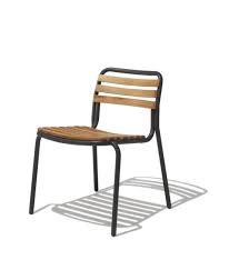 Slat Back Chair Wooden Slatted Indoor Outdoor Sleigh Base Chairs Metal Patio Chairs Outdoor Furniture Chairs Modern Outdoor Dining Furniture