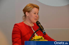 Demnach sei franziska giffey von ihrem amt. Bundesfamilienministerin Begeistert Bei Spd Empfang In Vohenstrauss Onetz