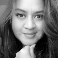 300+ perfiles de «Zoraida»