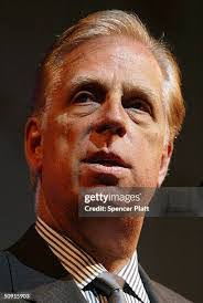 Paul Charron's Instagram, Twitter & Facebook