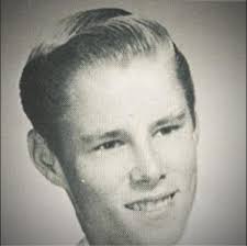 Restaurants with pool tables and decent food?