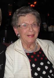 Lois Hoelscher Obituary