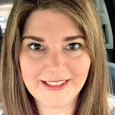 Lisa Jass's Instagram, Twitter & Facebook