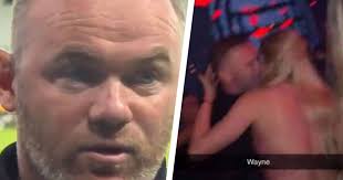 Wayne rooney was very complimentary to three girls he boozed with for hours after inviting them to his vip area. 66fdietkl8b6im