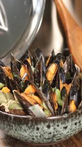 Moule Mariniere Recette Recette En 2020 Recette Moules Marinieres Recette Moules Moules Marinieres