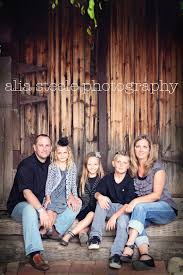 Black And White Color Scheme Family Photos Alia Steele Photography Photography Poses Family Family Portrait Poses Family Photo Pose