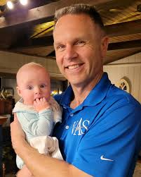 Finally got to meet my beautiful niece! Picked up a trip that overnighted  in Milwaukee and rented a car, then drove to Indiana. So, so, so precious.  ❤️❤️❤️. Cami you're next!