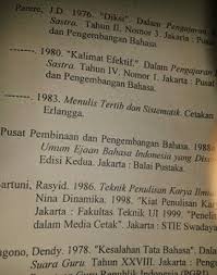Lihat contoh diatas nama pengarang adalah david burnie ditulis burnie david. Cara Penulisan Daftar Pustaka Yang Baik Dan Benar Imuzcorner
