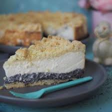 Kase Mohnkuchen Mit Streuseln Fur Die Ostertafel Mit Minusl Wiewowasistgut Com Rezept In 2020 Mohnkuchen Mit Streusel Kase Mohn Kuchen Lebensmittel Essen
