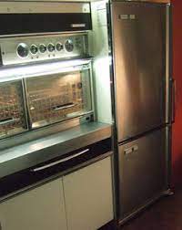 The ventilation system can lead to external ventilation, or you can simply recirculate the air back into the kitchen. Wall Ovens And Venting