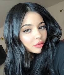 💋 Kylie wearing QUEEN from the #Hello21 Mini Lip Set 🎂 KylieCosmetics.com