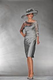 Compre 2013 Te De Longitud Azul Marino Madre De Vestido De Novia Con 3 4 Mangas Una Linea De Barco Cuello Apliques De Cuentas De La Madre Corta Vestidos De Bail Mother