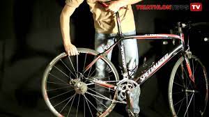 hinterrad ausbauen beim rennrad triathlon tipps de