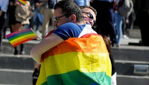 Przyznano mu tytuł nauczyciela roku. Homoseksualista Wybrany Nauczycielem Roku Nagrode Odbieral W Towarzystwie Partnera