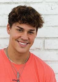 Noah beck (@noahbeck) on tiktok | 1.3b likes. Noah Beck On Mycast Fan Casting Your Favorite Stories