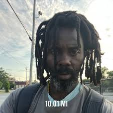 Ade Olude 的Instagram video • May 20, 2025 at 2:26 PM