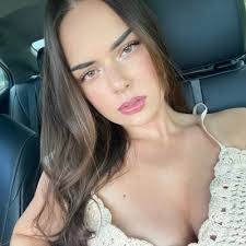 Kyra Yates's Instagram, Twitter & Facebook