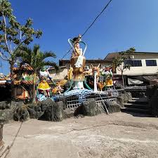 What restaurants are near chong long gong temple? Things To Do In Johor Malaysia The Best Sacred Religious Sites