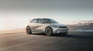 With the bigger battery and awd, the ev boasts a combined maximum output of 302hp and 605nm of torque. Ujofeoq5aurxem